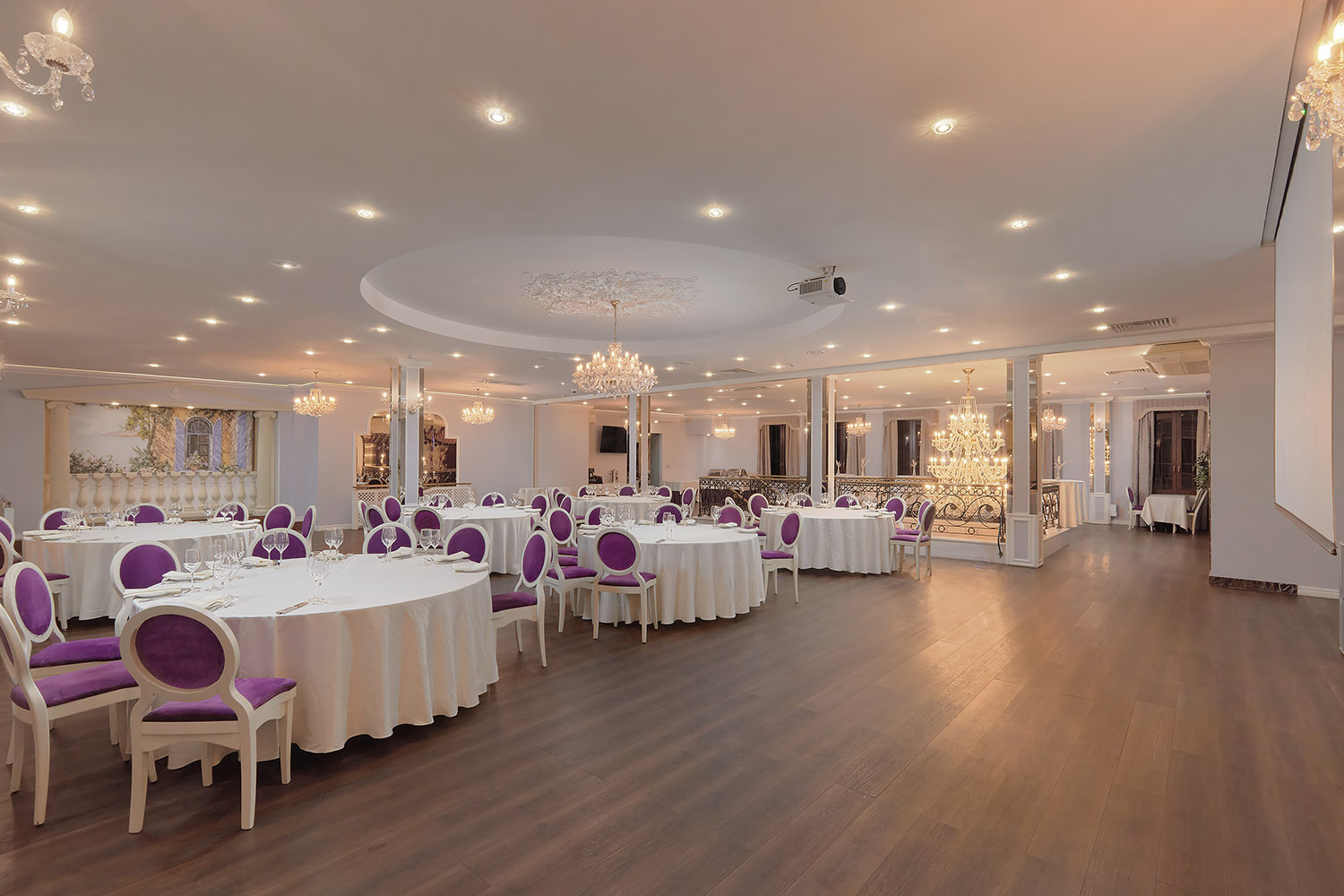 Банкетный зал "Бельэтаж"