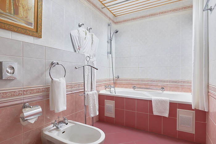 ДЖУНИОР СЮИТ